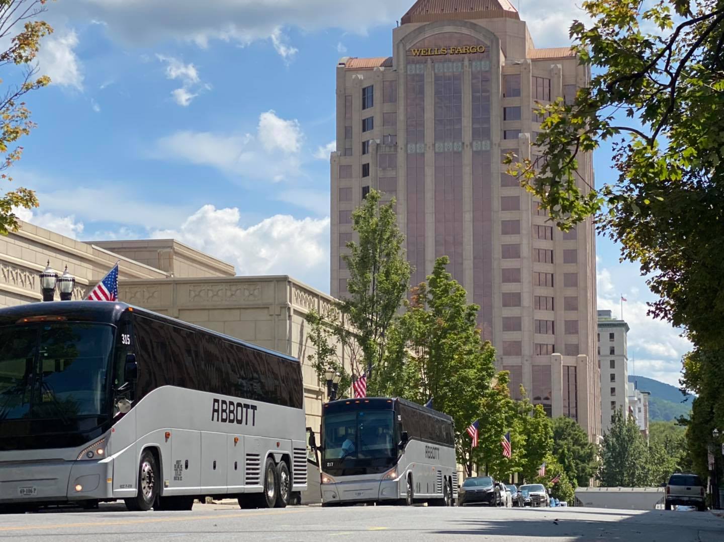 Abbott Bus Lines offers dependable, affordable and quality motorcoach